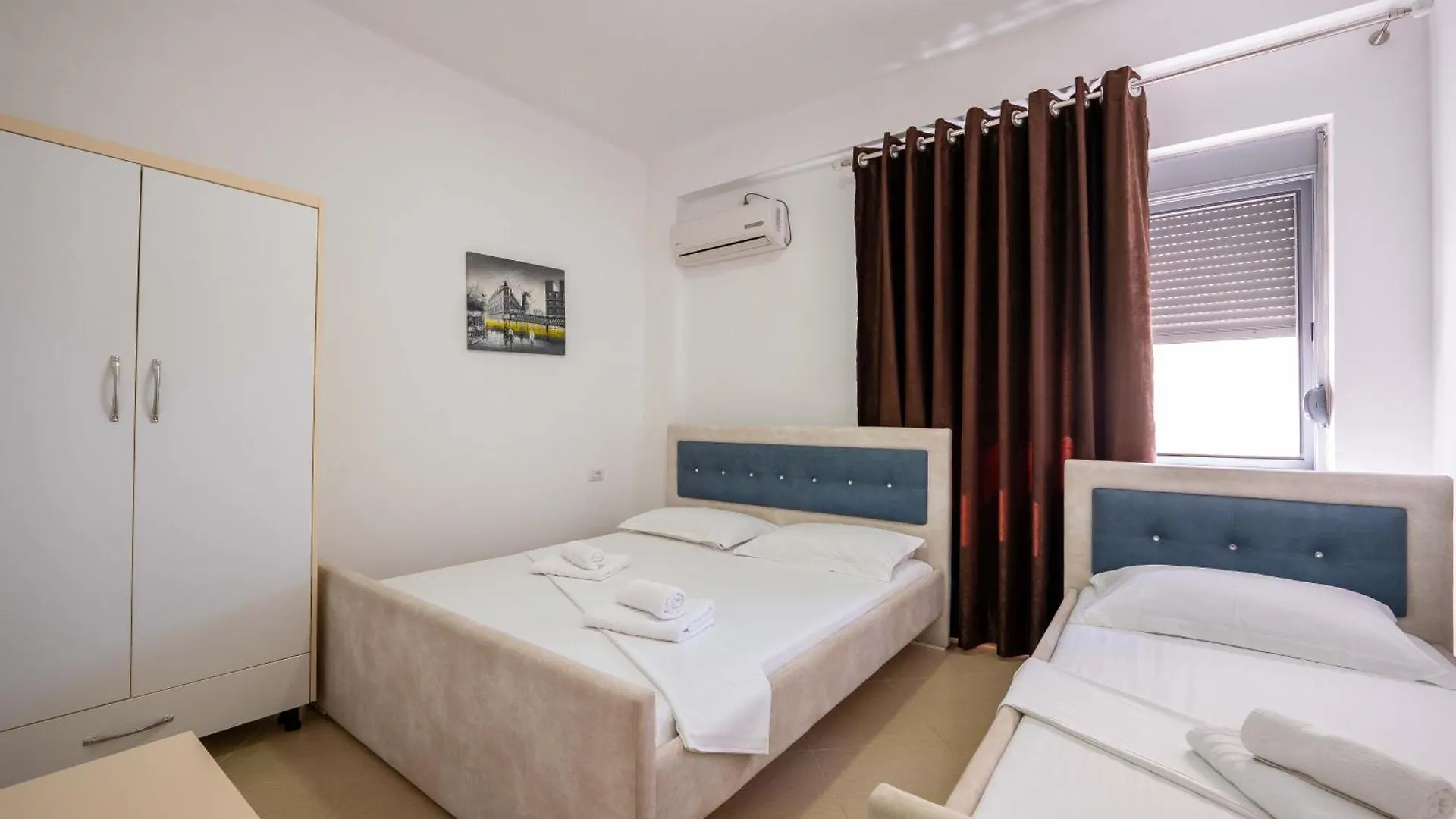 Annes 호텔 Sarandë