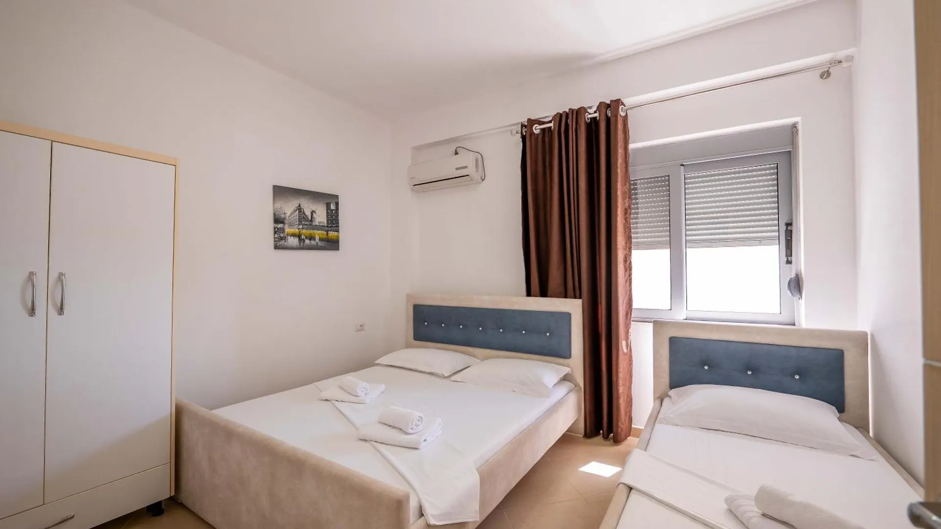 Annes 호텔 Sarandë